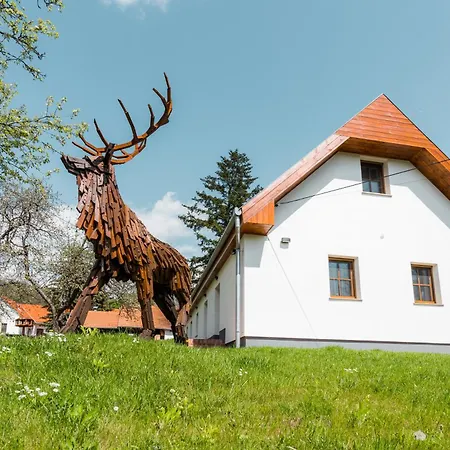 Glashütte Kisújbánya Vadászház