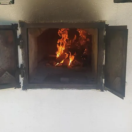 Alpesi faház Glashütte Kisújbánya Vadászház