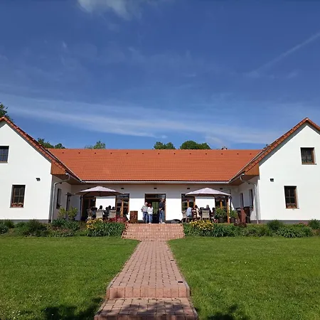Chalet Glashütte Kisújbánya Vadászház